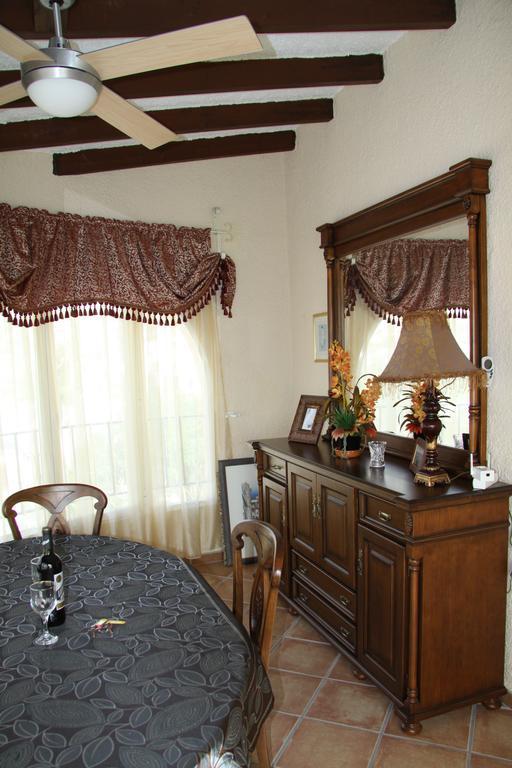 קלפה Apartamentos El Tosal 47A מראה חיצוני תמונה